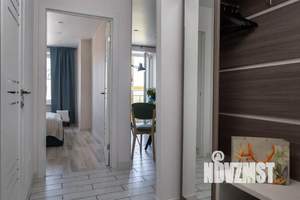 1-к квартира, посуточно, 38м2, 10/10 этаж