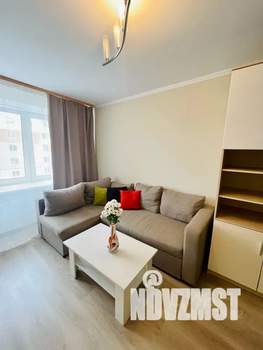 1-к квартира, посуточно, 39м2, 3/9 этаж