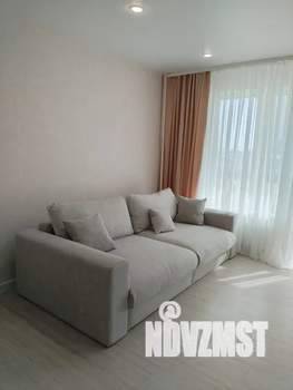1-к квартира, посуточно, 47м2, 1/10 этаж