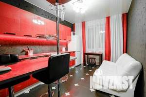 1-к квартира, посуточно, 37м2, 9/9 этаж