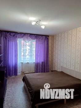 1-к квартира, посуточно, 37м2, 1/1 этаж