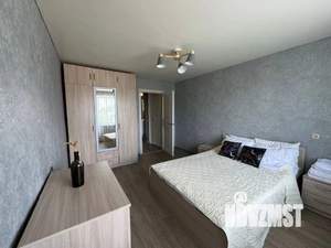3-к квартира, посуточно, 67м2, 1/1 этаж