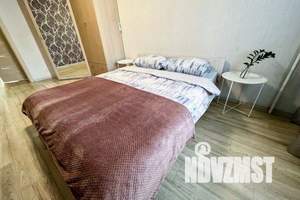 1-к квартира, посуточно, 37м2, 5/9 этаж