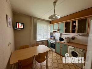 1-к квартира, посуточно, 37м2, 2/5 этаж