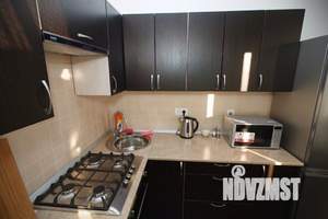 1-к квартира, посуточно, 50м2, 1/1 этаж