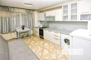 1-к квартира, посуточно, 40м2, 1/9 этаж