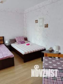 1-к квартира, посуточно, 50м2, 2/10 этаж