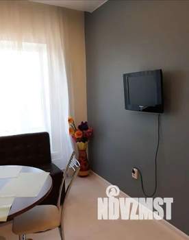 1-к квартира, посуточно, 40м2, 3/9 этаж