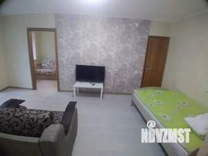 2-к квартира, посуточно, 42м2, 4/4 этаж