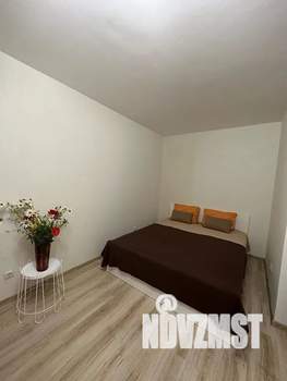 1-к квартира, посуточно, 40м2, 6/9 этаж