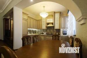 3-к квартира, посуточно, 68м2, 1/1 этаж