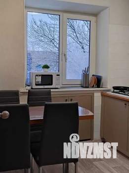2-к квартира, посуточно, 42м2, 4/4 этаж