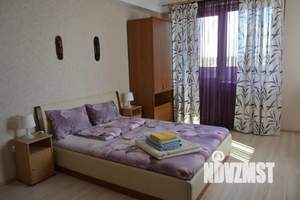 1-к квартира, посуточно, 50м2, 4/10 этаж