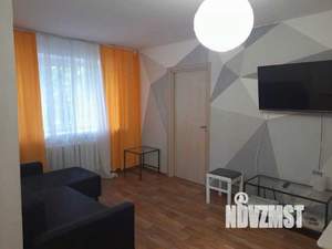 2-к квартира, посуточно, 45м2, 1/1 этаж