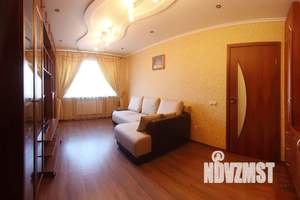 3-к квартира, посуточно, 53м2, 2/4 этаж