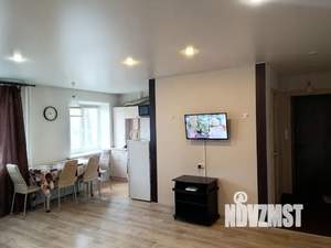 2-к квартира, посуточно, 45м2, 1/5 этаж