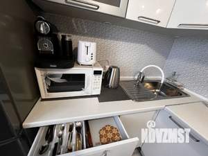1-к квартира, посуточно, 37м2, 6/9 этаж