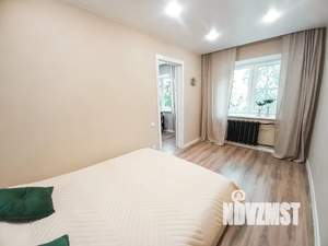 2-к квартира, посуточно, 44м2, 2/4 этаж