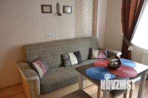 1-к квартира, посуточно, 50м2, 2/10 этаж