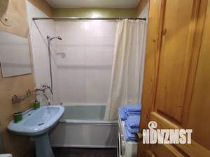 1-к квартира, посуточно, 40м2, 2/3 этаж