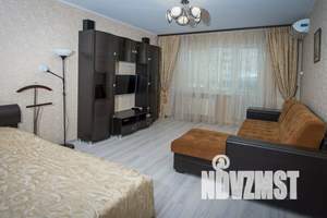 1-к квартира, посуточно, 40м2, 2/9 этаж