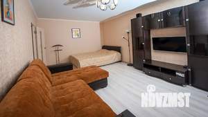 1-к квартира, посуточно, 40м2, 2/9 этаж