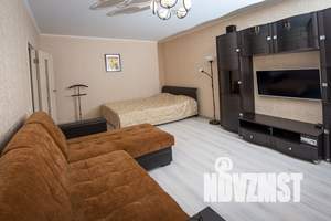 1-к квартира, посуточно, 40м2, 2/9 этаж
