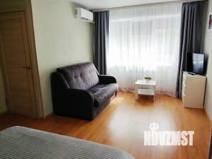 1-к квартира, посуточно, 30м2, 4/4 этаж