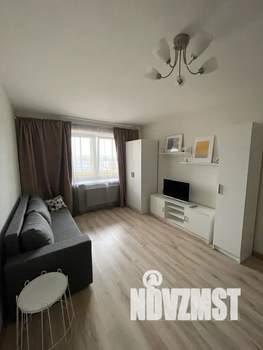 1-к квартира, посуточно, 40м2, 7/9 этаж