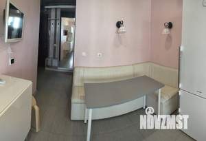 1-к квартира, посуточно, 42м2, 1/1 этаж