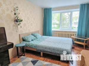 1-к квартира, посуточно, 38м2, 1/3 этаж