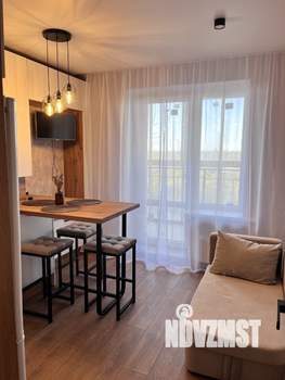1-к квартира, посуточно, 38м2, 7/10 этаж