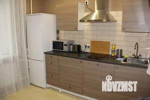 1-к квартира, посуточно, 51м2, 1/1 этаж