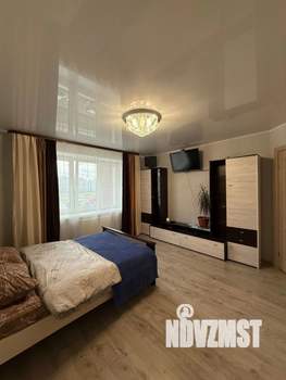 1-к квартира, посуточно, 43м2, 1/1 этаж