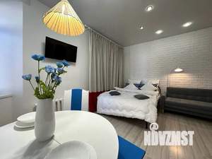 1-к квартира, посуточно, 37м2, 1/2 этаж