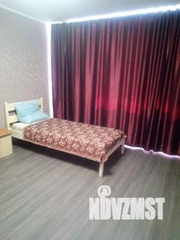 1-к квартира, посуточно, 37м2, 6/9 этаж