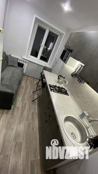 1-к квартира, посуточно, 32м2, 3/5 этаж