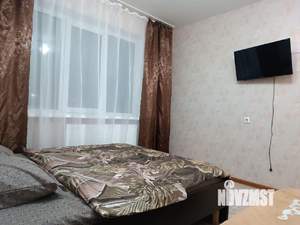 1-к квартира, посуточно, 43м2, 1/1 этаж