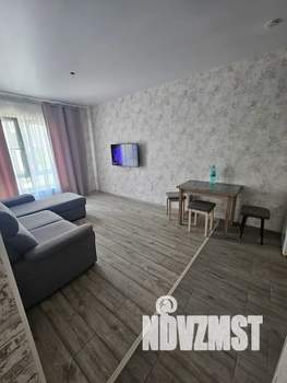 1-к квартира, посуточно, 37м2, 6/9 этаж