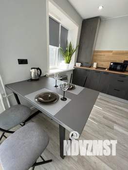 Студия квартира, посуточно, 33м2, 4/5 этаж