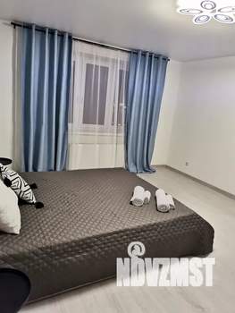 1-к квартира, посуточно, 39м2, 7/10 этаж