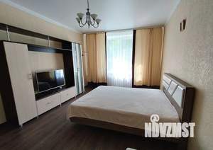 1-к квартира, посуточно, 40м2, 2/3 этаж