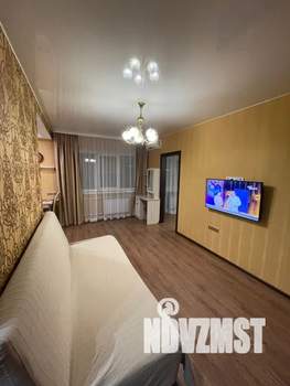2-к квартира, посуточно, 41м2, 2/4 этаж