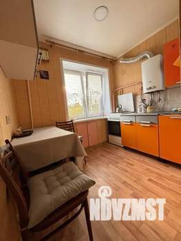 1-к квартира, посуточно, 35м2, 5/5 этаж
