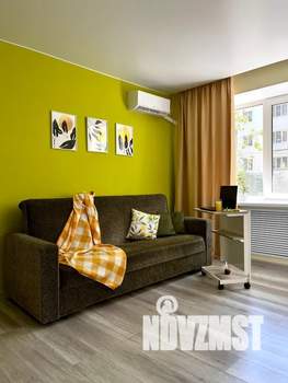 Студия квартира, посуточно, 32м2, 2/5 этаж