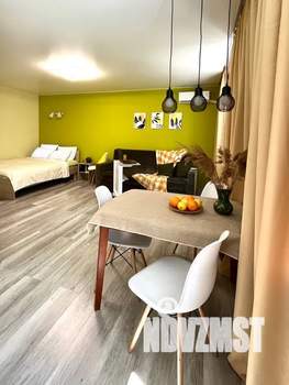 Студия квартира, посуточно, 32м2, 2/5 этаж