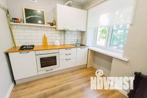 2-к квартира, посуточно, 44м2, 2/4 этаж