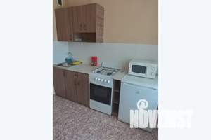 1-к квартира, посуточно, 36м2, 1/9 этаж