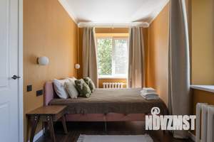 2-к квартира, посуточно, 44м2, 1/1 этаж