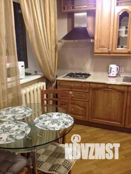 Студия квартира, посуточно, 32м2, 2/4 этаж